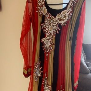 Very fancy  dress long and beautiful